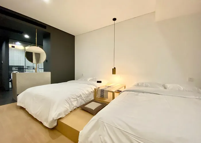 Ling Homestay - Disney Branch Shanghai